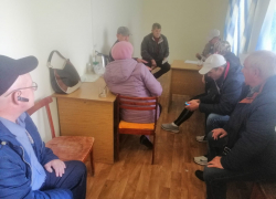 Камышинские садоводы не знают, как подступиться к местным властям со своими проблемами