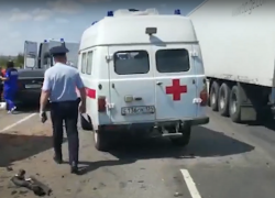 Трупы накрыли полотнищем: подробности о погибших и выживших в смертельном ДТП на федеральной автодороге между Камышином и Волгоградом