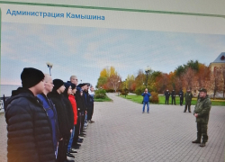 Парни из Камышина отправились служить Родине, пришел ли кто-нибудь от власти сказать им напутственное слово - неизвестно