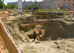 Скоро отопительный сезон, а на улице Ленина энергетики все раскопали, - камышанка