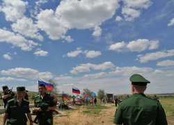 «Как ходить к мальчишкам?»: родители погибших в СВО солдат напомнили Блошкину об обещанном визите в Камышин, - ИА "Высота 102"