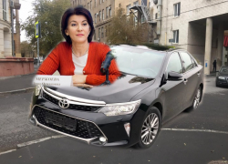 Иномарка замгубернатора Волгоградской области Зины Мержоевой снесла три автомобиля, чиновница попала в больницу, - "Блокнот Волгограда"