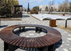 Администрация Камышина решила в первоочередном порядке отремонтировать участок дороги, который "напоказ"