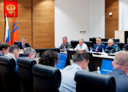 По какой теме Андрей Бочаров провел оперштаб с участием силовиков и глав муниципалитетов