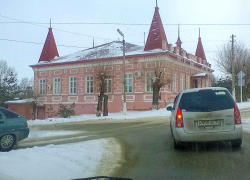 Техника камышинского "Благоустройства" минувшей ночью активно вывозила из города снег
