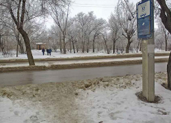 Камышане показали, к какой остановке пробираться по снегу труднее всего