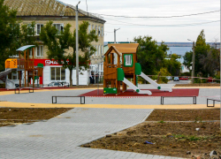 К какому празднику в Камышине откроют "припозднившуюся" зону отдыха на улице Молодежной, - пока неизвестно