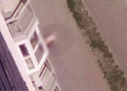 Женщина в ночной сорочке упала с восьмого этажа и разбилась насмерть