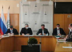 Камышинским чиновникам повысили зарплаты с 1 января
