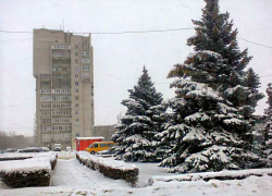 В Камышине на "проклятом" переходе в третьем микрорайоне 27-летний водитель сбил парня и девушку