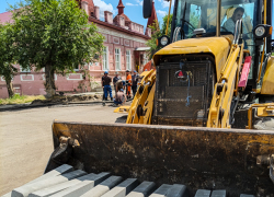 В Камышине "урезали" движение на участке улицы Советской, чтобы не терять темпов капитального ремонта дороги