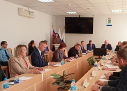 А город не рассматривает темы прекращения всякой приватизации имущества на время войны? - прозвучал вопрос на заседании Камышинской гордумы