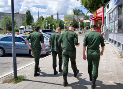 В Камышине "предприимчивый" юрист выманил полмиллиона у супруги участника СВО за фейковую помощь в получении бойцом отпуска