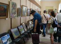 Художники подарили камышинскому музею часть картин, написанных на пленэрах в нашем городе и его окрестностях