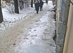 Напоминаю главным чиновникам администрации Камышина, что завтра, 5 февраля, мороз, и город превратится в каток: работайте! - камышанка