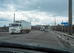 В Волгоградской области  ограничат движение большегрузов по региональным и межмуниципальным дорогам в связи с жарой