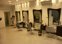 Более 60 тысяч рублей отсудила камышанка у салона красоты