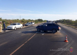Мадам на "Хонде" вылетела на "встречку" на трассе между Камышином и Волгоградом, пострадал ребенок