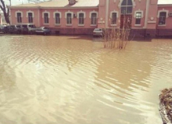 Наводнение докатилось до Волгограда: под воду уходит железнодорожная станция Сарепта