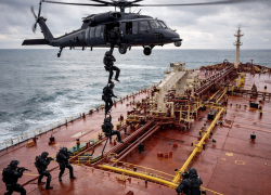 «Мы демонстрируем слабость»: второй танкер РФ захвачен американцами – военкор Котенок возмутился отсутствием силового ответа