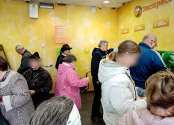 Камышанам рассказали, чем можно заразиться через телефон 
