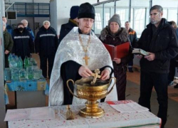 Администрация Камышина сообщила, что из наших кранов уже потекла святая вода, а одна крещенская купель закрывается по секретным техническим причинам