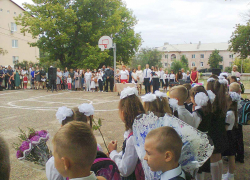 В Волгоградской области родители испытывают стресс в преддверии 1 сентября
