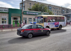 В Камышине росгвардейцы задержали хитрого фигуранта, ударившегося в покупки со счета матери