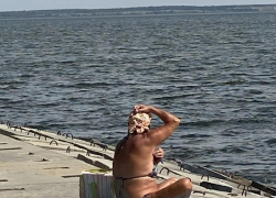 Камышан справедливо возмущают "гигиенические" манипуляции горожан, отдыхающих в общественных местах купания в Камышине