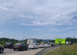 Нарушителей на дорогах к Черноморскому побережью Краснодарского края "засекают" квадрокоптеры