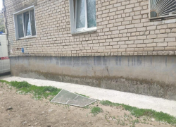 Прокуратура начала проверку после смерти выпавшего из окна 3-летнего камышанина