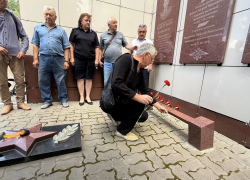 В Камышине полиция и общественники почтили память ветеранов боевых действий 
