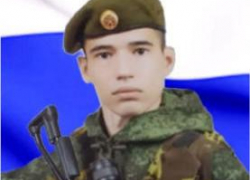 Администрация Камышина выразила соболезнования родным погибшего в спецоперации камышанина Дениса Карпушова