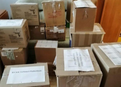 Жители Камышинского района упаковали и отправили бойцам СВО теплые вещи, плиты, пилы, лекарства и трогательные письма