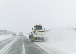 Трассу через Камышинский район в Саратовскую область перекрыли из-за снежных заносов