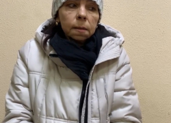 В Камышине полицейские задержали пособницу телефонных мошенников, ей пенсионеры спокойно отдавали по полмиллиона наличными