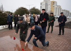 День Героев Отечества: первые лица Камышина отправились с цветами к мемориалам