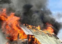 В городе Петров Вал Камышинского района при пожаре получил сильные ожоги трехлетний ребенок