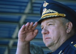 «Генералов развратили»: боевой генерал Шаманов раскритиковал Минобороны за плохое снабжение армии, - "Блокнот - Россия" (ВИДЕО)