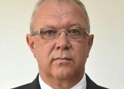 Ушел в отставку глава Быковского района -  выпускник Камышинского высшего военного училища