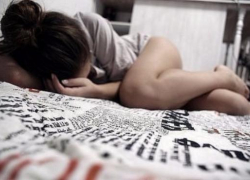 Двое мужчин по дороге из Камышина заехали в Дубовку, где надругались над несовершеннолетней девочкой