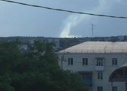 В районе Южного городка над Камышином поднимается  столб дыма от пожара