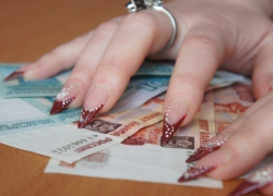 Липовый директор выманил у тамады 15 тысяч рублей в Камышинском районе