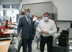 Губернатор в "один голос" с "главным доктором" Волгоградской области еще раз призвали население региона вакцинироваться