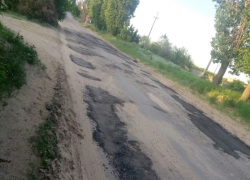 Камышане возмущаются качеством "латок" на городских дорогах