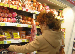 В Камышине компанию, торгующую продуктами питания и напитками, заставили одномоментно погасить долги в 46 миллионов