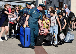 На вокзале Волгограда встретили группу ребят из Курской области