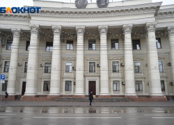 Назвавшийся Даней Милохиным незнакомец угрожает взорвать администрацию Волгоградской области, - "Блокнот Волгограда"