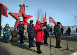 Камышанин Леонид Карпунин: "Мы не хотим, чтобы погибали наши сыновья, но долг перед Отечеством - святое дело"
