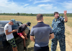 Как в Волгоградской области уклонистов привезли с полей в военкоматы и поставили на воинский учет